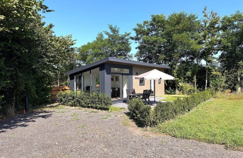 Eigen kavel + chalet